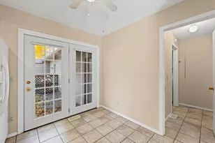 2113 Sunview Dr, Champaign, IL 61821 - Photo 14