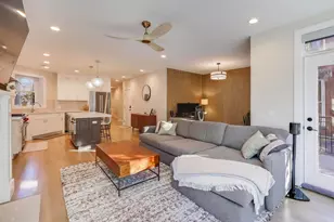 3533 N Fremont St, Chicago, IL 60657 - Photo 4