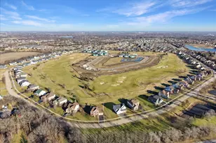 82 Open Pkwy S, Hawthorn Woods, IL 60047 - Photo 36