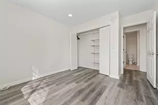 900 N Lakeside Dr, Vernon Hills, IL 60061 - Photo 20