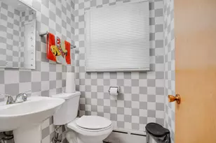 1917 York St, Blue Island, IL 60406 - Photo 8