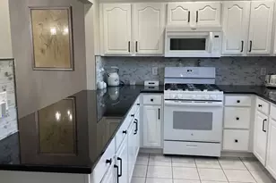 407 Raven Dr, Manteno, IL 60950 - Photo 6