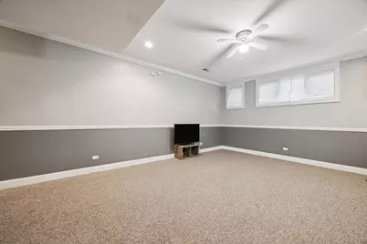 641 E 50th Street #1, Chicago, IL 60615 - Photo 12