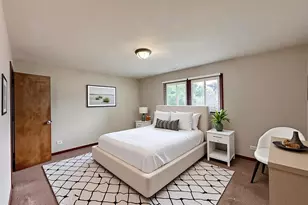 17945 Maple St, Lansing, IL 60438 - Photo 6