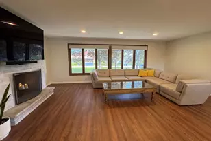 23362 N Apple Hill Ln, Lincolnshire, IL 60069 - Photo 6