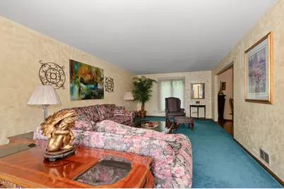 9940 S Wood Lane, Palos Hills, IL 60465 - Photo 12