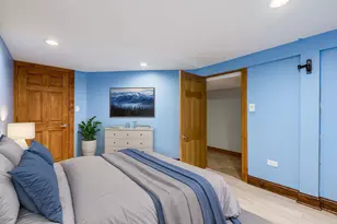 5242 N Kimball Ave, Chicago, IL 60625 - Photo 42