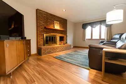 2235 Center Lane, Dixon, IL 61021 - Photo 4