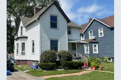 2712 Elizabeth Avenue, Zion, IL 60099 - Photo 2