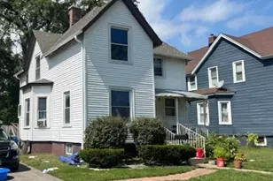 2712 Elizabeth Ave, Zion, IL 60099 - Photo 2