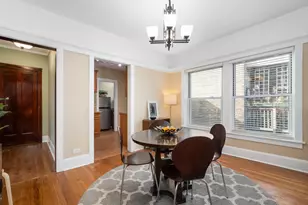 1464 W Argyle St, Chicago, IL 60640 - Photo 10