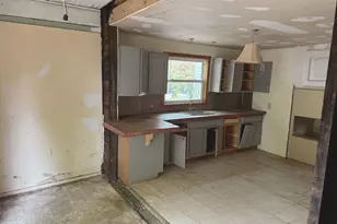 1205 Champaign Ave, Mattoon, IL 61938 - Photo 10