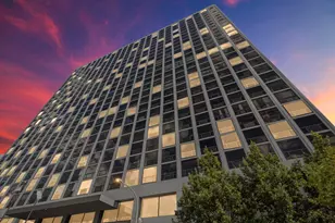 4343 N Clarendon Ave, Chicago, IL 60613 - Photo 1