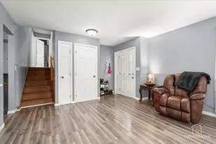 48W201 Keslinger Rd, Maple Park, IL 60151 - Photo 8