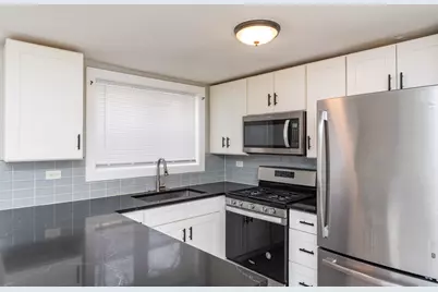 3058 N Kostner Avenue #BE, Chicago, IL 60641 - Photo 2