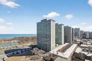 3660 N Lake Shore Dr, Chicago, IL 60613 - Photo 14