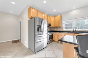 23974 N Overhill Dr, Lake Zurich, IL 60047 - Photo 8