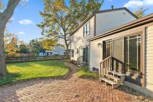 745 Edenwood Dr, Roselle, IL 60172 - Photo 28