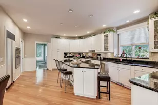 17N431 Oak Knoll Ln, Dundee, IL 60118 - Photo 4