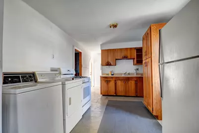 1025 171st Street, East Hazel Crest, IL 60429 - Photo 4