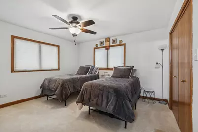 16113 Lake Villa Avenue, Tinley Park, IL 60477 - Photo 12