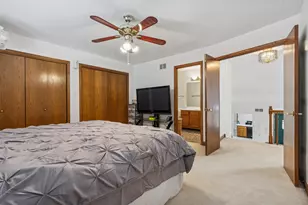 16113 Lake Villa Ave, Tinley Park, IL 60477 - Photo 10