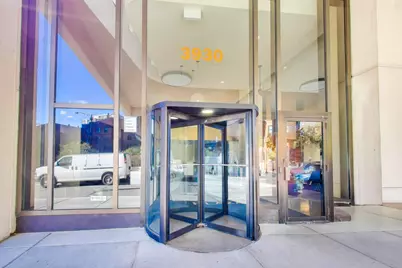 3930 N Pine Grove Avenue #2912, Chicago, IL 60613 - Photo 4