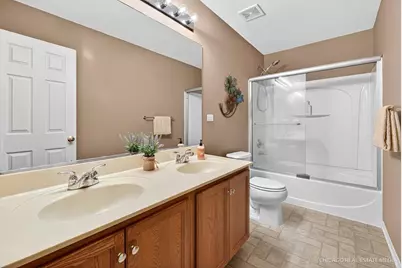 410 Brookhaven Trail, Pingree Grove, IL 60140 - Photo 16