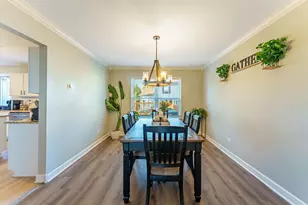 2108 Brookshire Estates Ct, Plainfield, IL 60586 - Photo 8