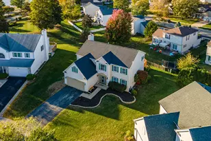 2108 Brookshire Estates Ct, Plainfield, IL 60586 - Photo 2