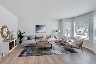 6257 Eagle Ridge Dr, Gurnee, IL 60031 - Photo 2