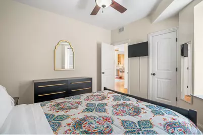 2117 W Irving Park Road #2R, Chicago, IL 60618 - Photo 10