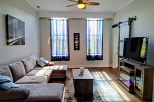 1540 W 17th St, Chicago, IL 60608 - Photo 2