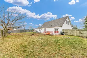 2302 Pheasant Ridge Rd, Mahomet, IL 61853 - Photo 26