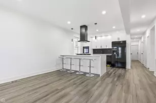 328 N Lockwood Ave, Chicago, IL 60644 - Photo 4