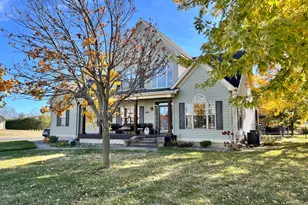 1505 Dover Dr, Saint John, IL 61873 - Photo 2