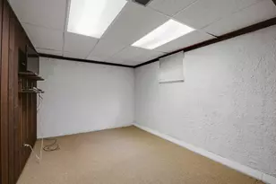 1326 Hillview Rd, Homewood, IL 60430 - Photo 24