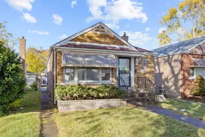 8550 S Jeffery Boulevard, Chicago, IL 60617 - Photo 2