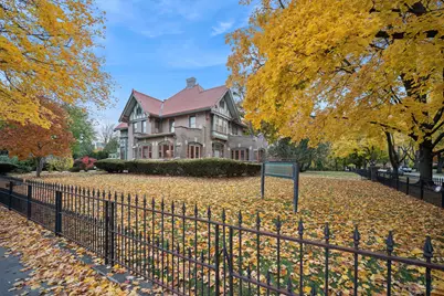 305 Oregon Avenue, West Dundee, IL 60118 - Photo 2