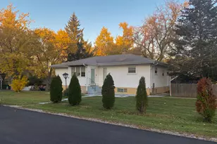 23725 N Field Rd, Lake Zurich, IL 60047 - Photo 1