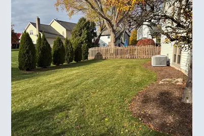 4950 Tarrington Drive, Hoffman Estates, IL 60010 - Photo 46