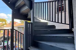 6113 S Sacramento Ave, Chicago, IL 60629 - Photo 6