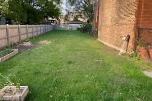 118 W 113th Pl, Chicago, IL 60628 - Photo 2