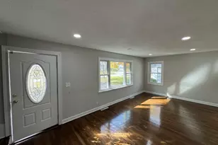 54 Mionske Dr, Lake Zurich, IL 60047 - Photo 18