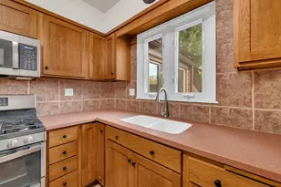 405 W Bluff St, Streator, IL 61364 - Photo 12