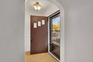 405 W Bluff St, Streator, IL 61364 - Photo 4