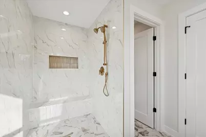 [Address not provided], Chicago, IL 60641 - Photo 16