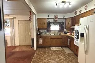 2732 Circle Dr, Markham, IL 60428 - Photo 8