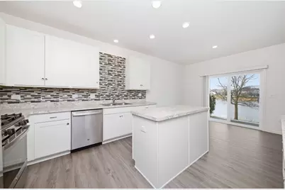 2017 Pembridge Lane, Joliet, IL 60431 - Photo 4