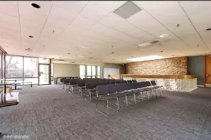 9074 W Terrace Dr, Niles, IL 60714 - Photo 36